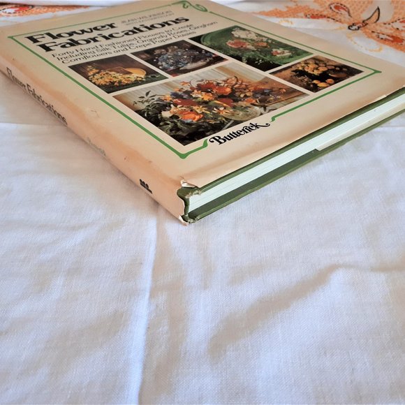 Vintage 1970s Hardcover Book Flower Fabrications by Jean Wilkinson - Picture 2 of 16